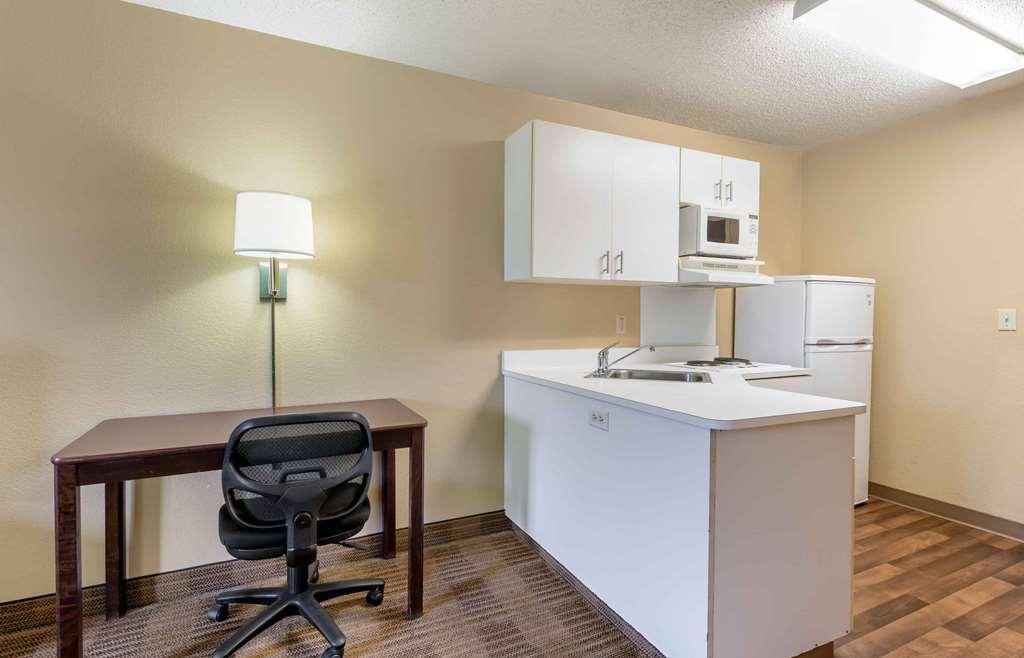 Extended Stay America Select Suites - Minneapolis - Eden Prairie - Valley View Road Стая снимка